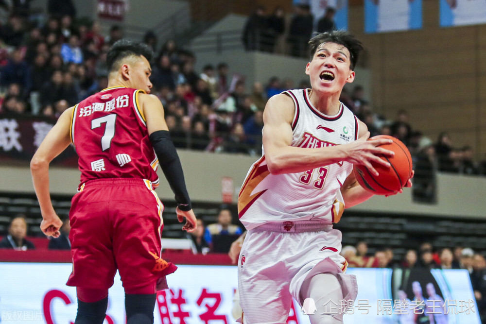  Rookie重返赛场，出色发挥首场状态出色，独行侠观众沸腾！引发球迷热议-金年会登录入口